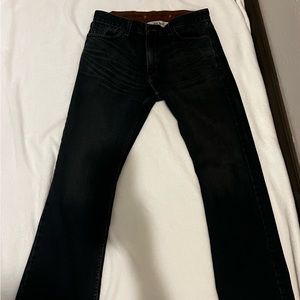 Levi’s Low Boot Signature Jeans
